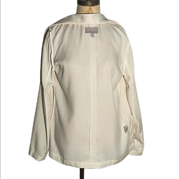 Chelsea 28 ivory blazer - Picture 6 of 7